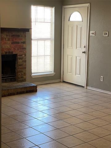 Foto del edificio - 9520 Royal Ln