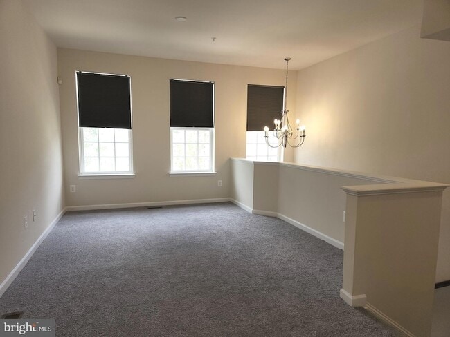 Building Photo - 23074 Foxglove Way