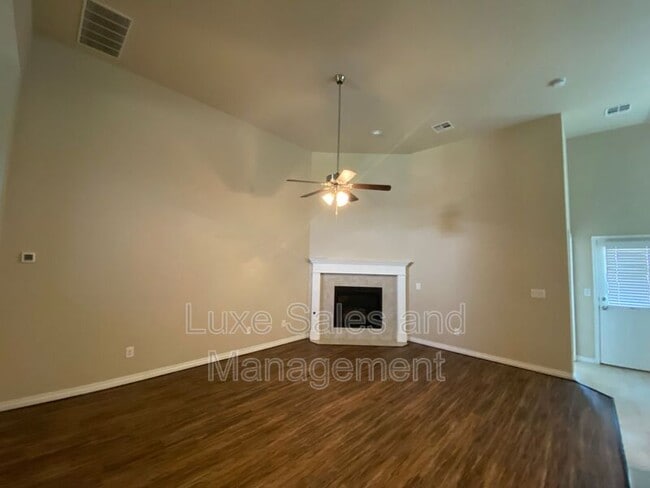 Foto del edificio - 10538 Cruces Dr