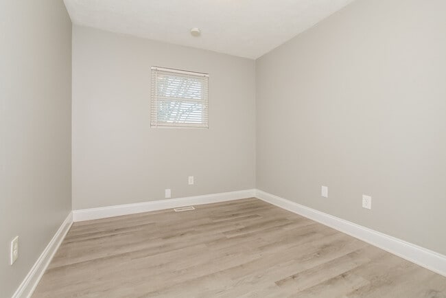 Building Photo - 3885 Mark Ct