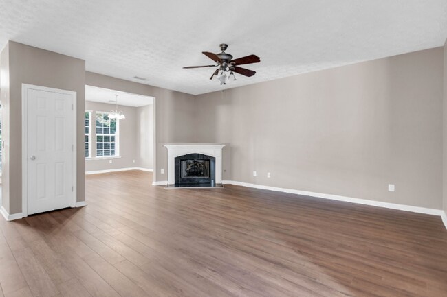 Foto del edificio - 5313 Paramount View Way NE