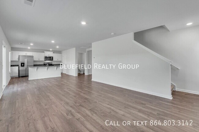 Building Photo - 107 Ashwood Wy