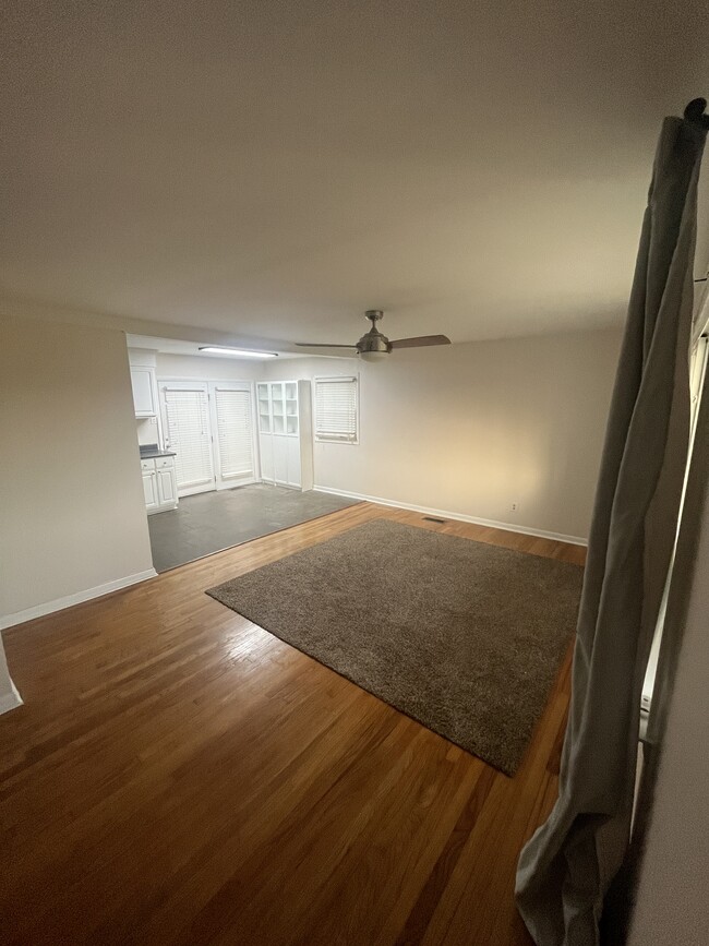 living room opens up to kitchen area - 4345 E Division St