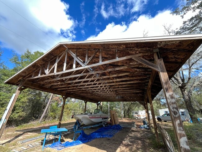 Building Photo - 2894 River Lake Dr