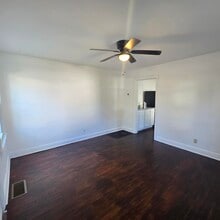 Building Photo - 168 Myrtle Ave