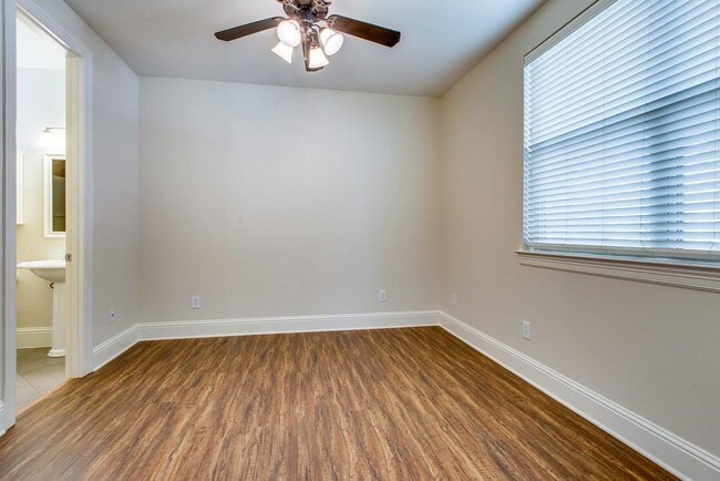 Building Photo - 3425 Rosedale Ave