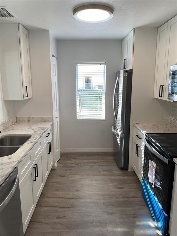 Building Photo - 3877 Island Way
