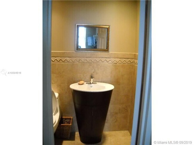 Foto del edificio - 3901 S Ocean Dr