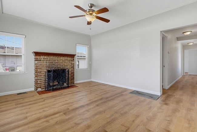 Building Photo - 7580 Saranac Ave