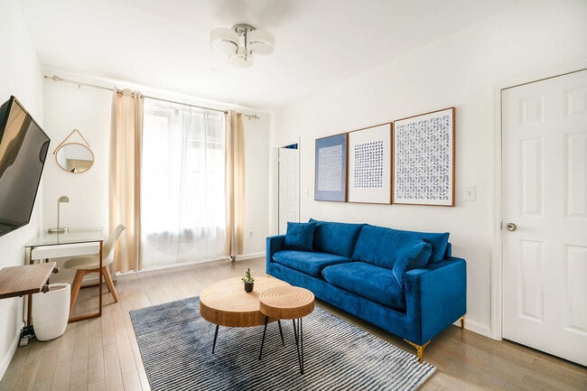 Foto del edificio - 428-430-430 W 47th St