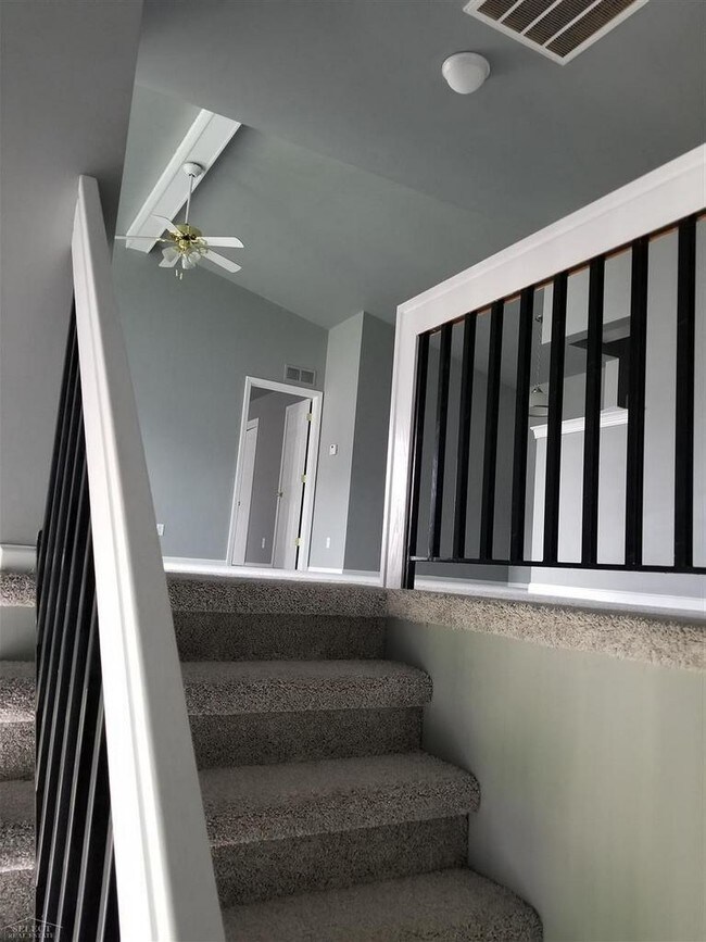 Foto del edificio - 4105 Berkshire Dr