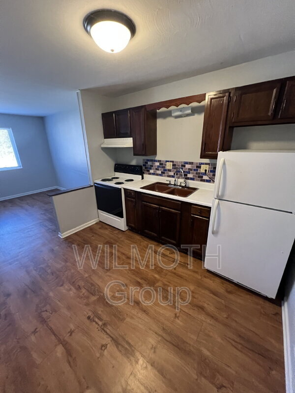 Foto del edificio - 318 N Clark St