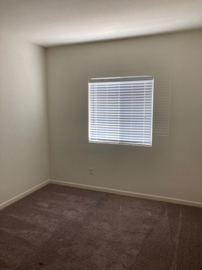 Foto del edificio - Four Bedroom Home in North Merced!