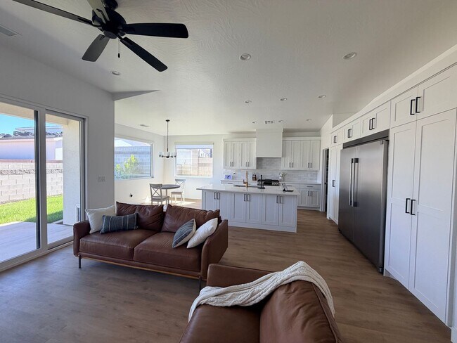 Foto del edificio - 3 Bedroom, 2 bath home.