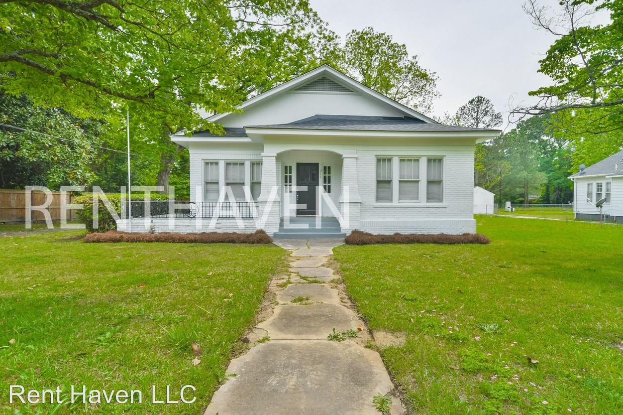 Primary Photo - 3 br, 2 bath House - 311 Saluda Avenue