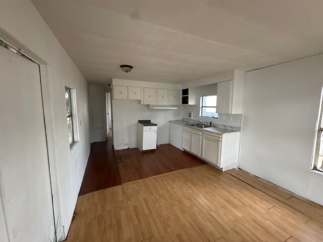 Foto del edificio - 920 Boardwalk Ln