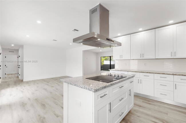 Building Photo - 8550 SW 28th St