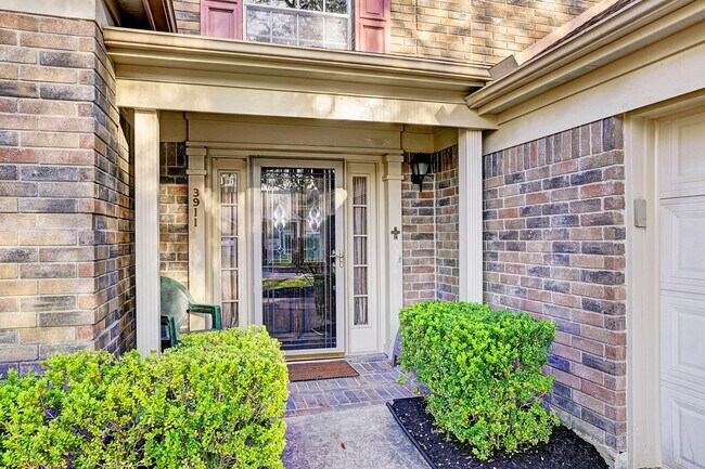 Foto del edificio - 3911 Spring Garden Dr