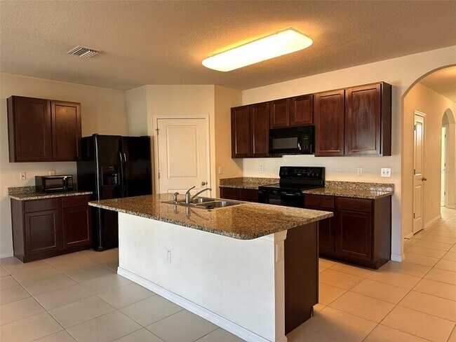 Foto del edificio - 13515 Haverhill Dr