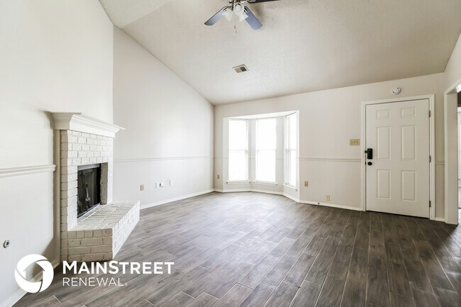 Foto del edificio - 7692 Lilly Ln