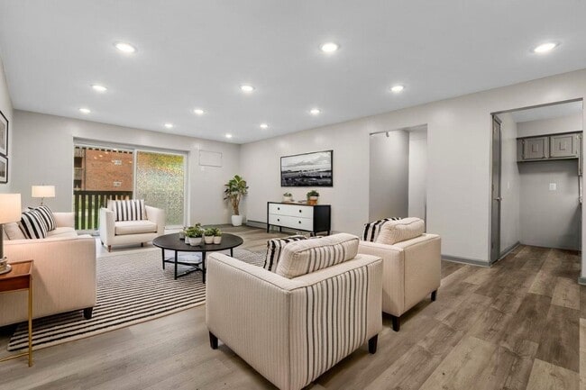 Foto del edificio - StoneGate Apartments