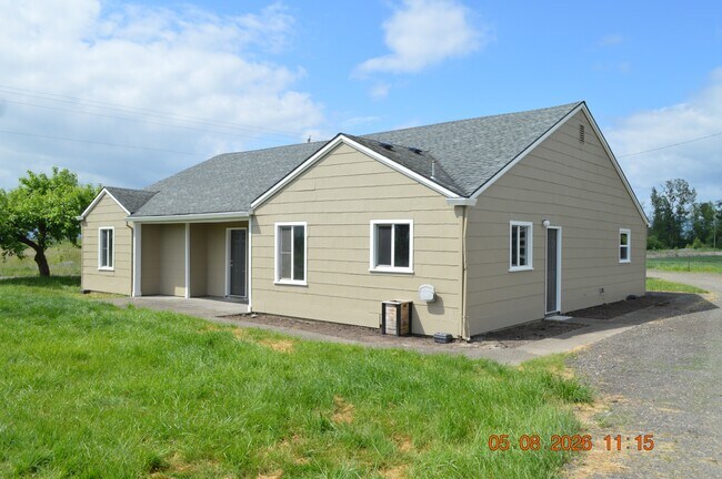 Foto del edificio - 36287 N Honeyman Rd
