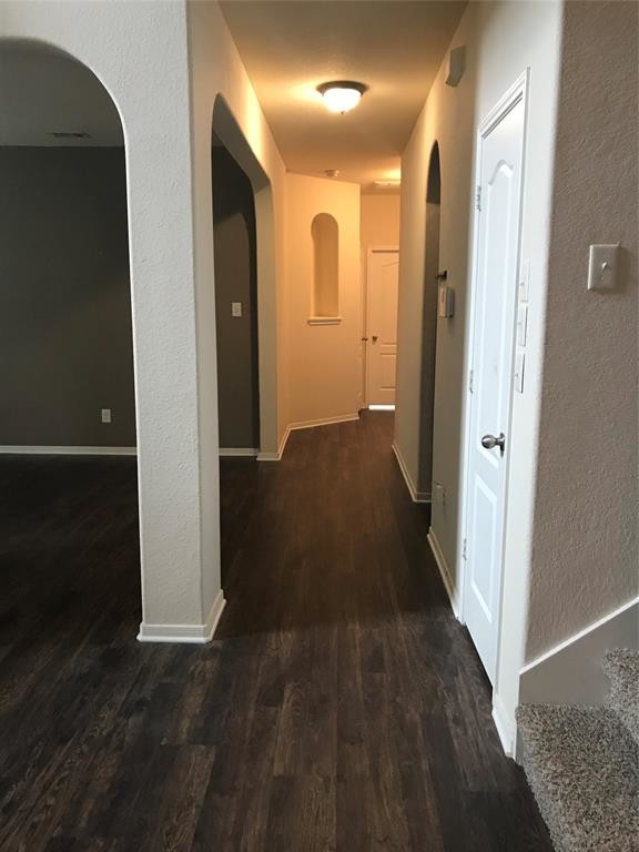 Building Photo - 15207 Bartlett Landing Dr
