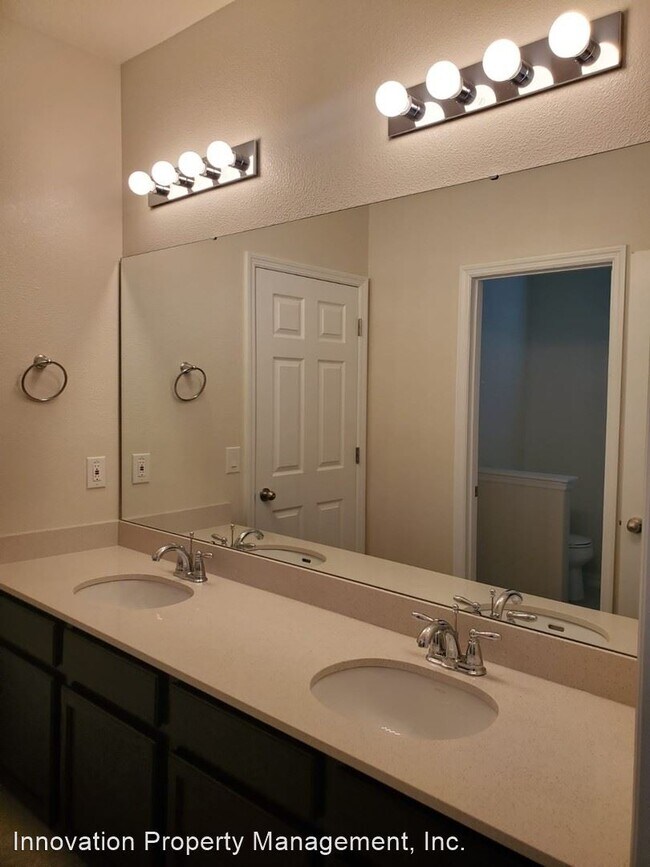 Building Photo - 5 br, 2.5 bath House - 5201 Dove Tree St