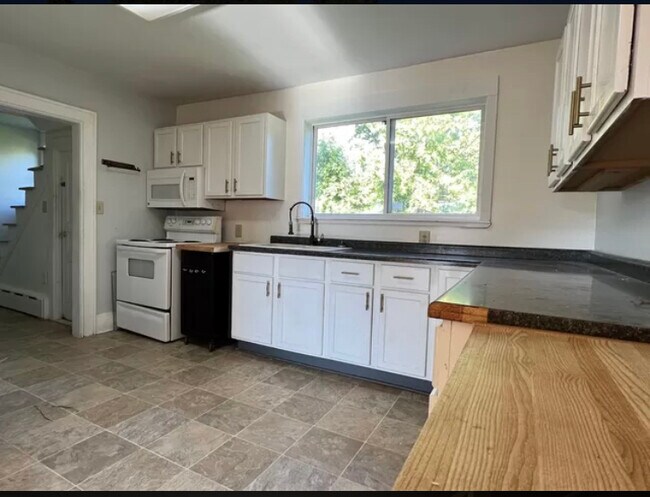 Cocina - 420 Silver St