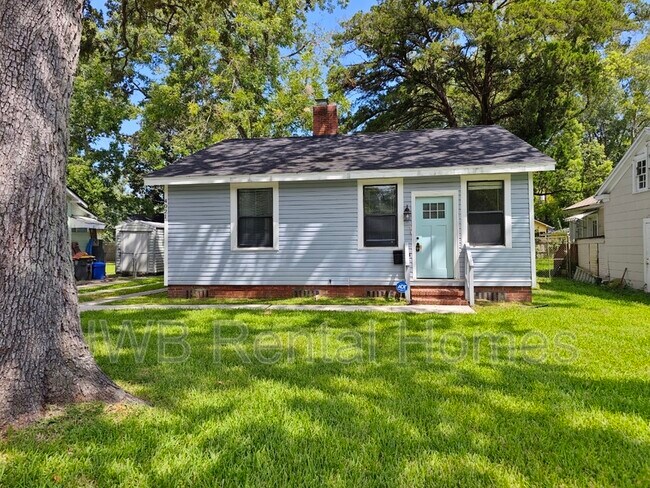 Building Photo - 4021 Green St