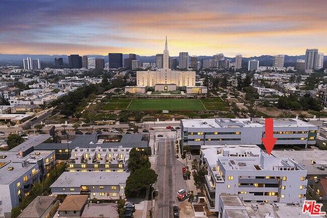 Foto del edificio - 1822 Overland Ave
