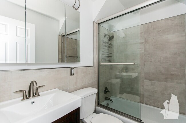 Foto del edificio - 619 W Stratford Pl