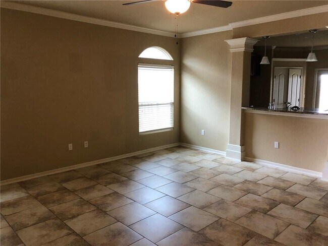 Foto del edificio - 1930 Barlow Trail