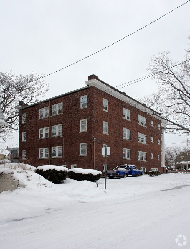 Foto del edificio - 988 Jefferson Ave