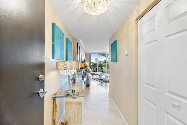 Building Photo - 2011 N Ocean Blvd