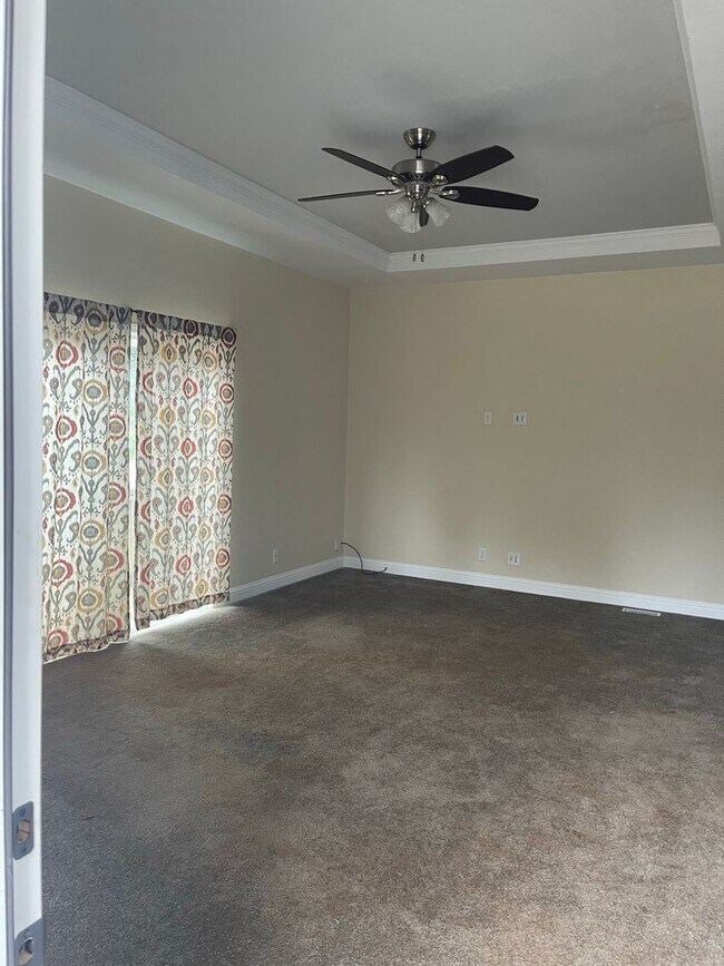 Foto del edificio - Newer Manufactured home, 3 bed 2 bath, Lower Magalia