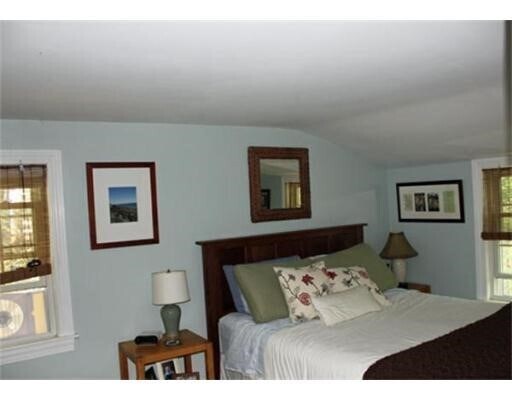 Building Photo - 24 Ferndale Rd