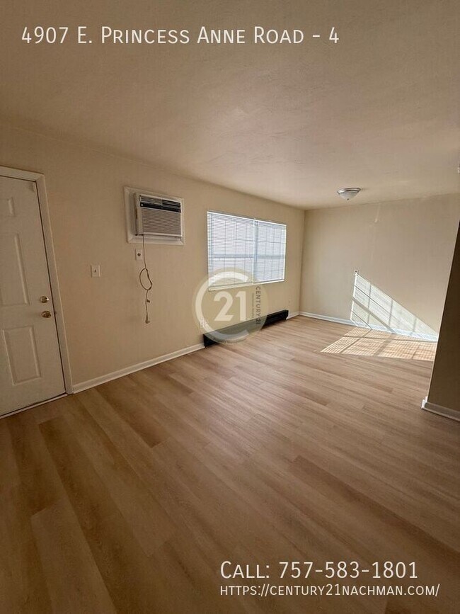 Foto del edificio - 4907 E Princess Anne Rd