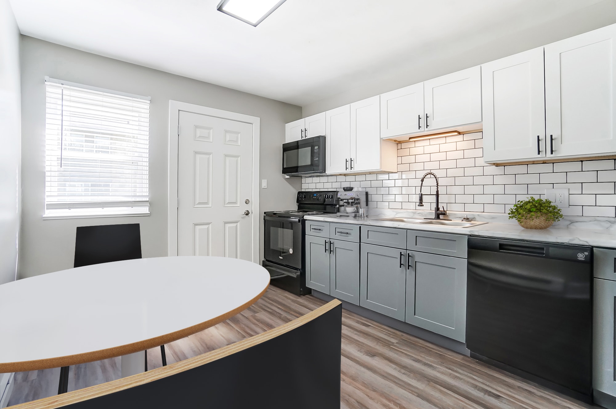 Hickory Creek Apartments - 7214 Hickory Creek Rd Fort Wayne, IN 46809 ...