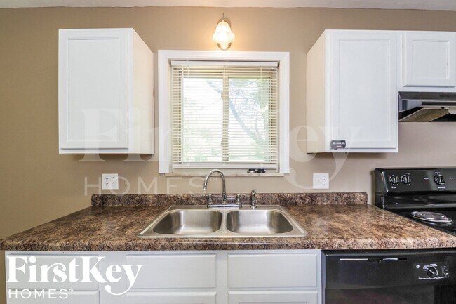 Foto del edificio - 3880 W Smith Valley Rd