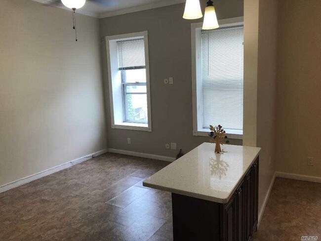 Foto del edificio - 195 Autumn Ave