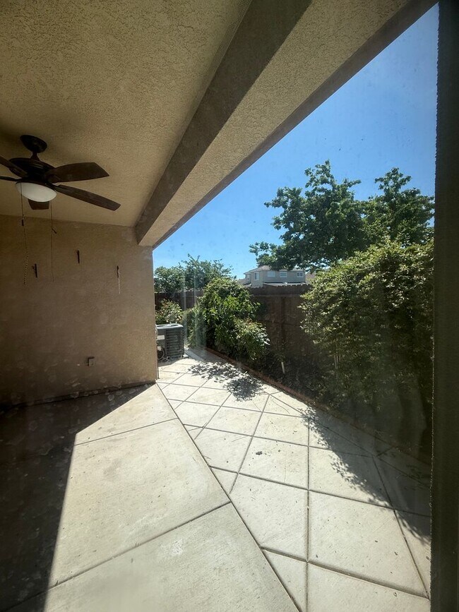 Foto del edificio - Beautiful 2 Bed / 2 Bath Home in 55+ Gated Community – Move-In Ready!