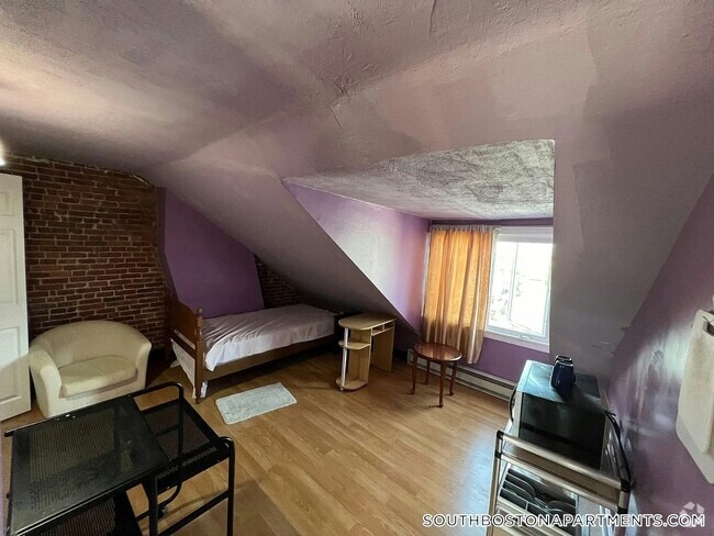 Building Photo - 151 Dorchester St