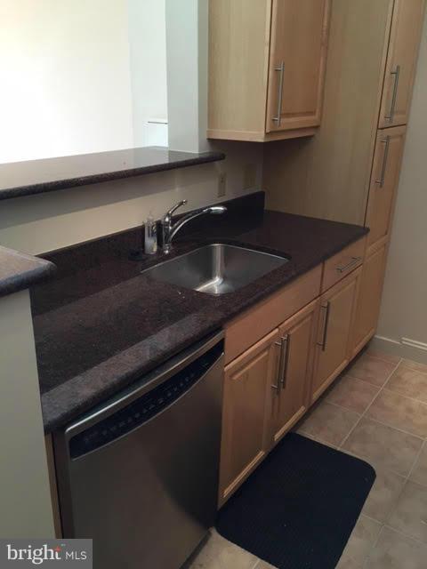 Foto del edificio - 11770 Sunrise Valley Dr
