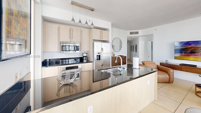 Foto del edificio - 79 SW 12th St