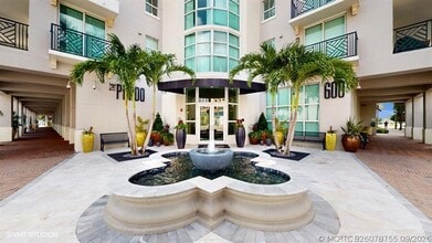 Building Photo - 600 S Dixie Hwy