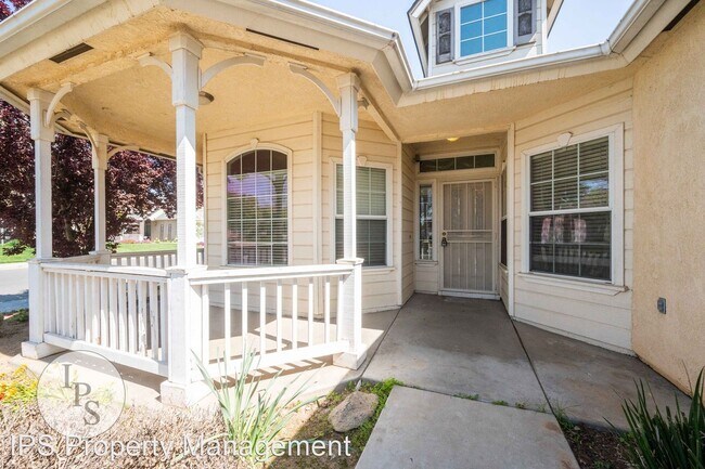 Building Photo - 4 br, 2 bath House - 2634 N. Antioch Ave.