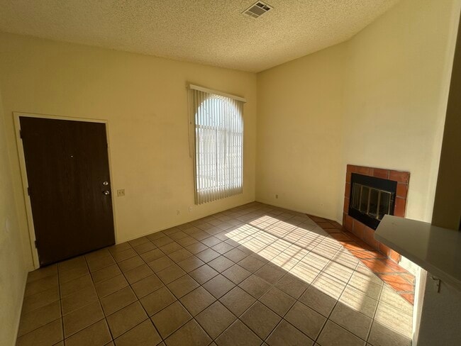 Building Photo - 32408 Canyon Vista Rd