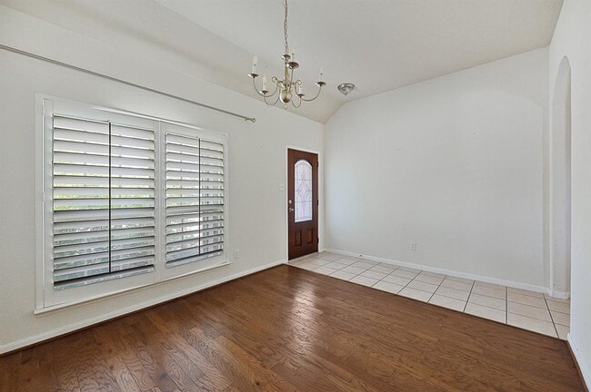 Building Photo - 6147 Sierra Springs Ln