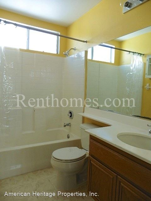 Building Photo - 3 br, 2.5 bath House - 10788 Westonhill Drive